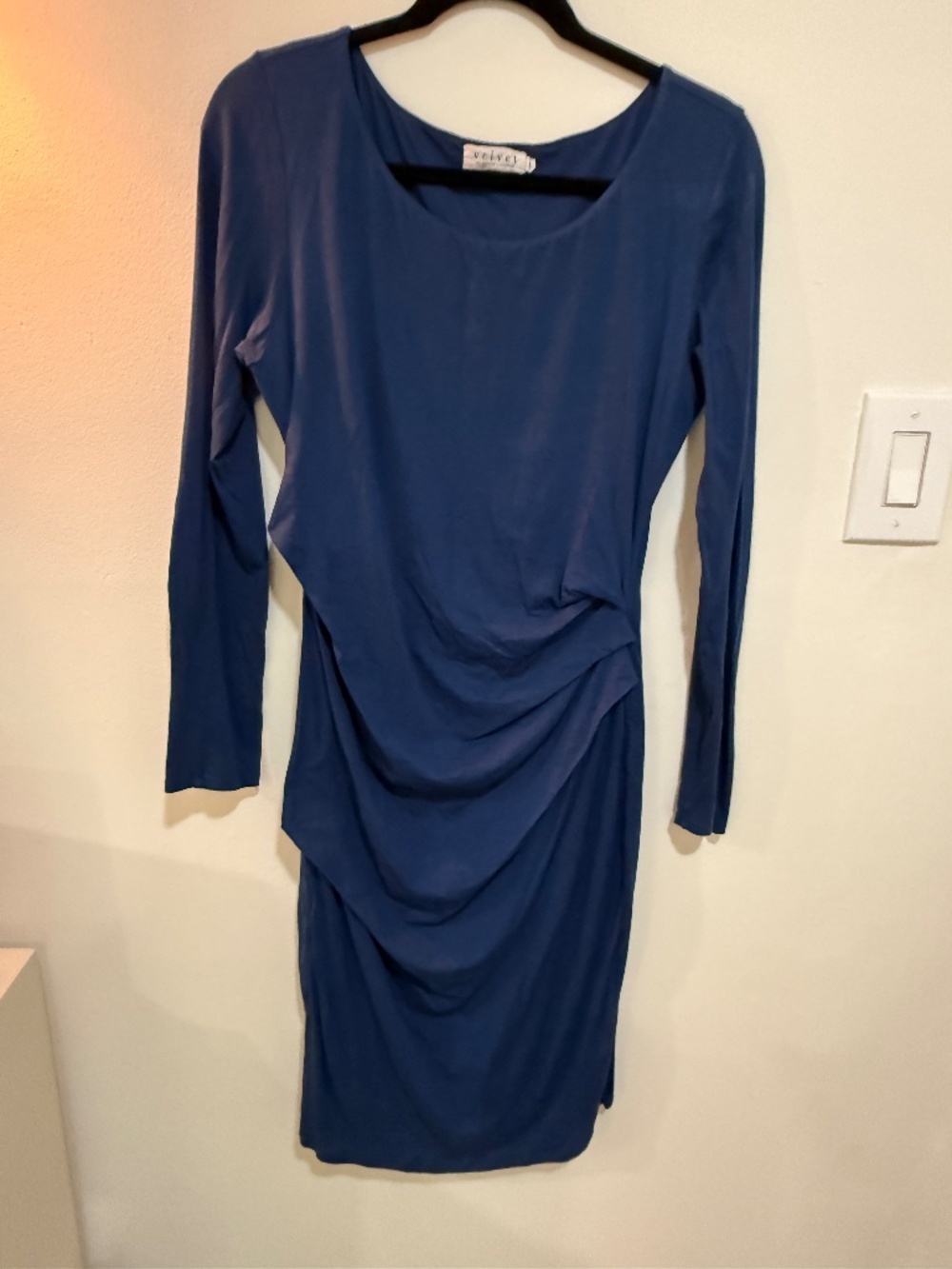 VELVET by Graham & Spencer RUCHED BODYCON DRESS,